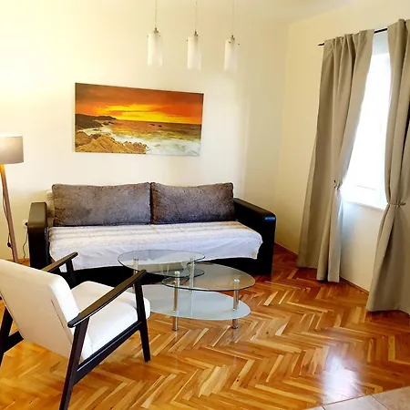Apartment Apartment Biocic